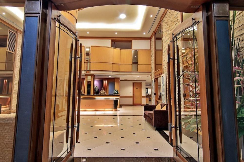 Bossotel Отель Бангкок